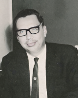 Mr R. W. Mosbergen